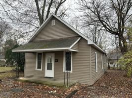 featured image of 1020 Robinson St #NA