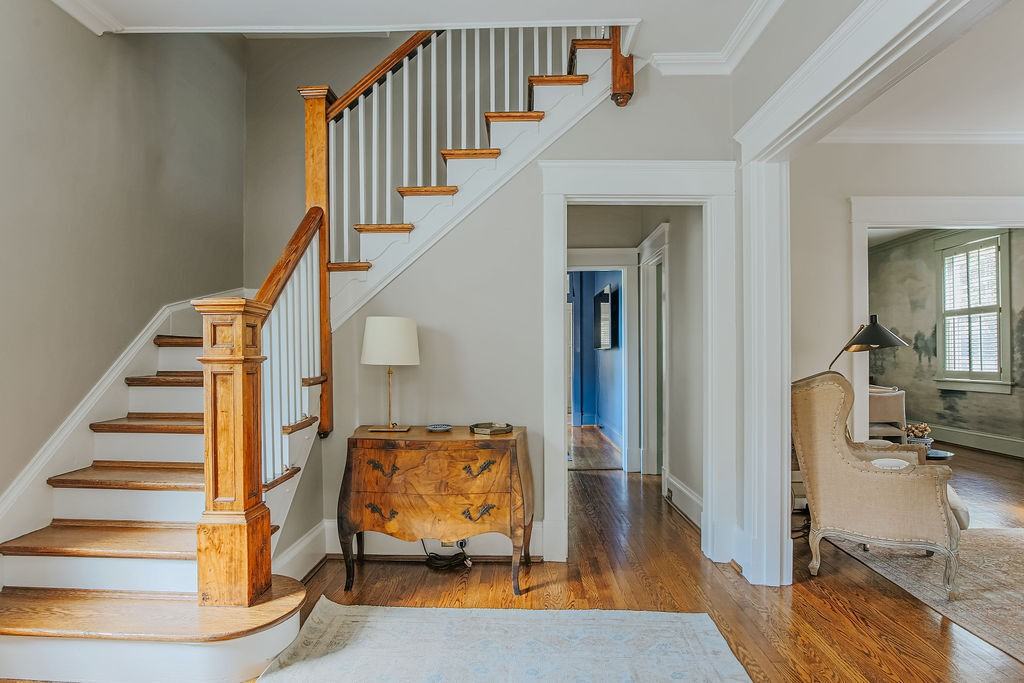 111 Altamont Cir #NA - Photo 2 of 27