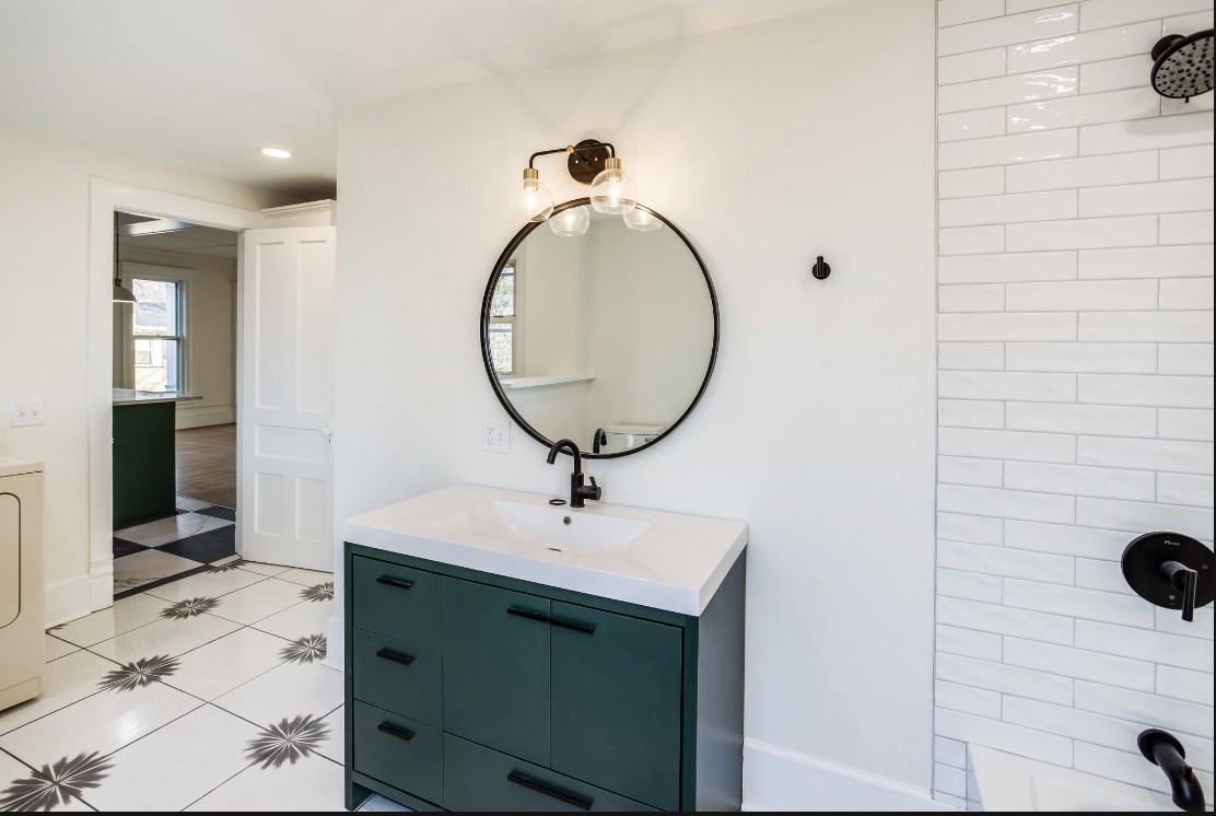 1649 Ridge Rd #1649B - Photo 5 of 10