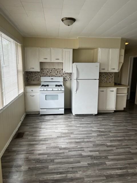 1204 Lakeview Ave #1R - Photo 2 of 9