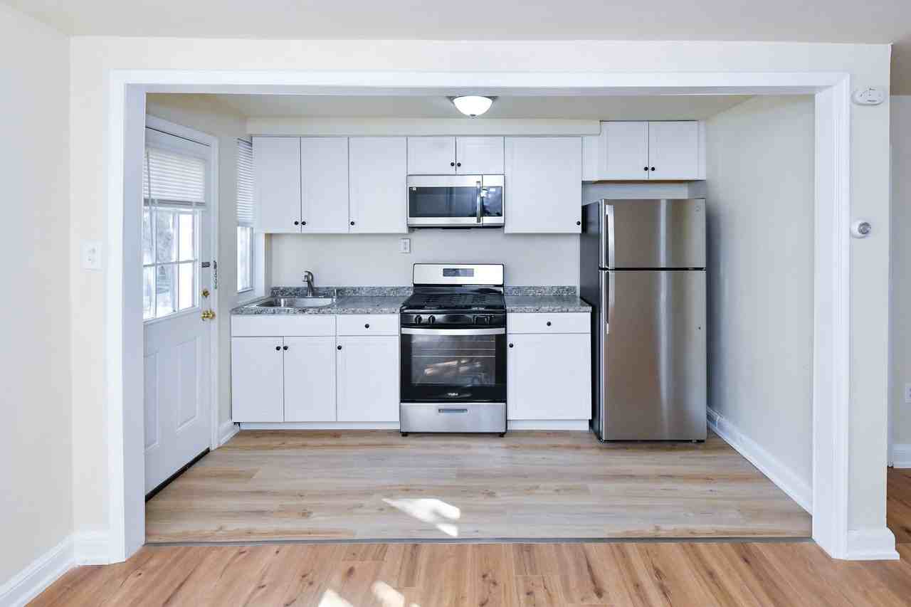 Moorestown Oaks - Photo 3 of 4