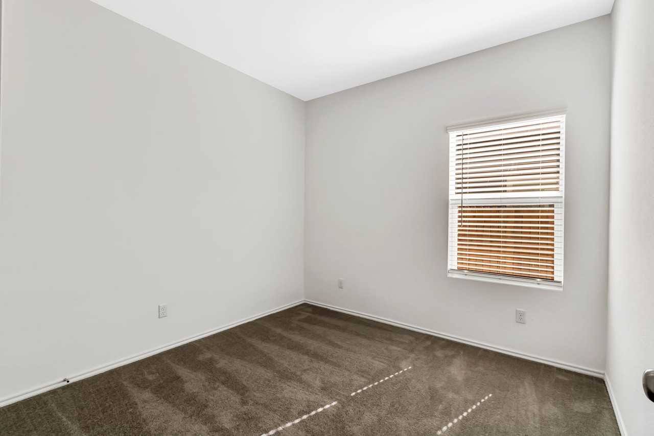 160 The Bad Way - Photo 5 of 31