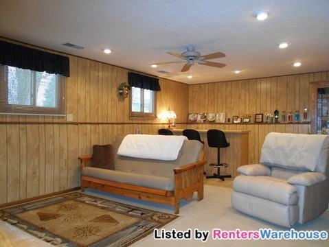 1004 N High St - Photo 3 of 15