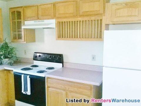 1825 S Jefferson Ave #1 - Photo 3 of 15