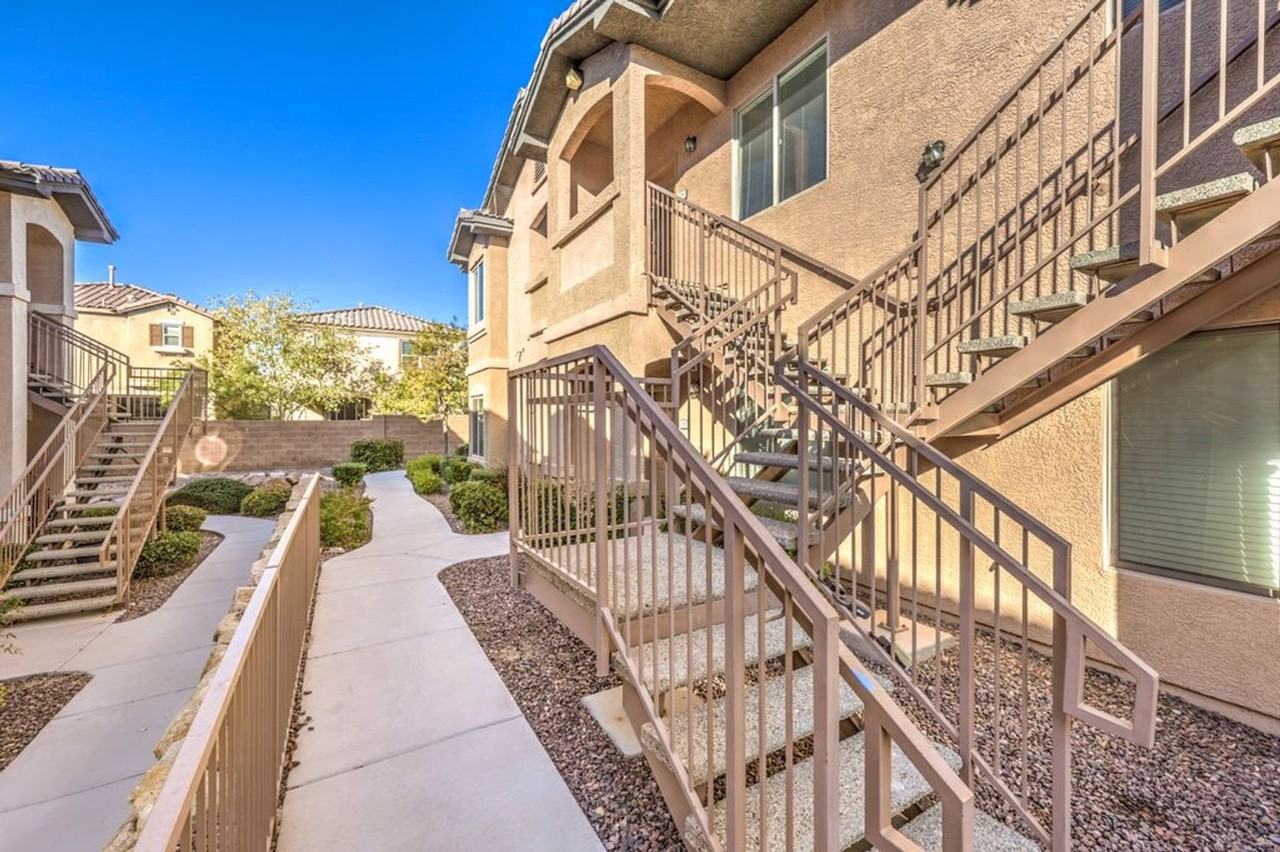 8985 S Durango Dr #2095 - Photo 3 of 29