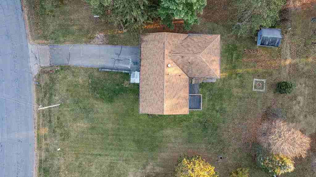 5202 Fuller St - Photo 2 of 25