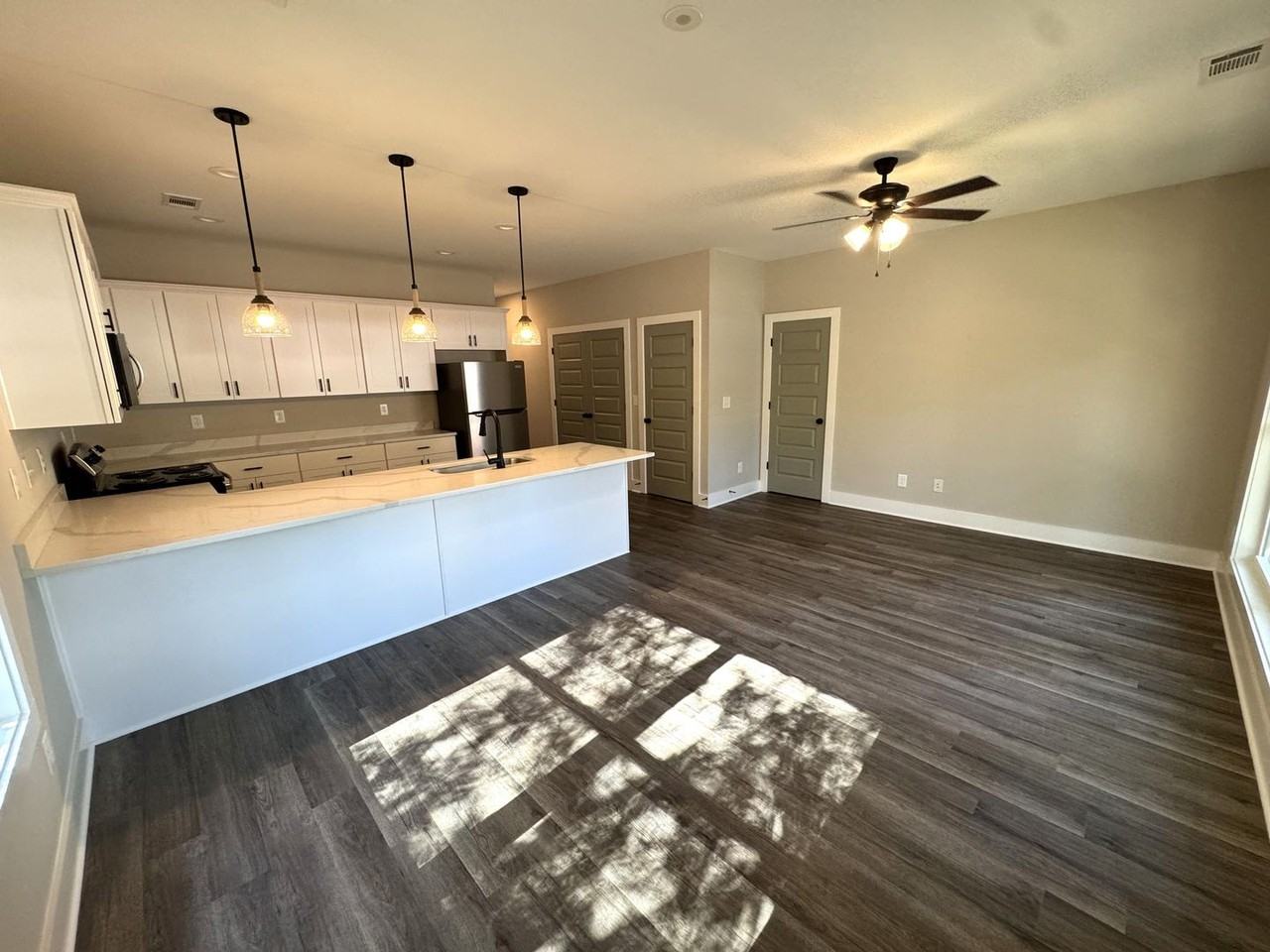 186 Wilkerson St - Photo 4 of 29