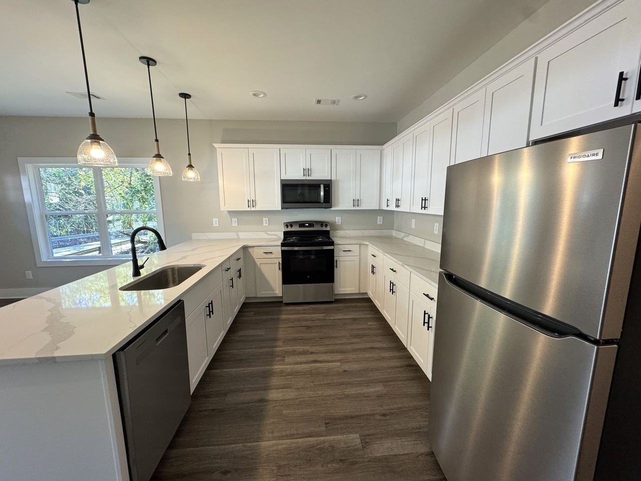 186 Wilkerson St - Photo 7 of 29