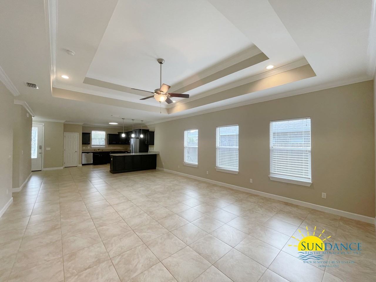 478 Sara Ave - Photo 3 of 22