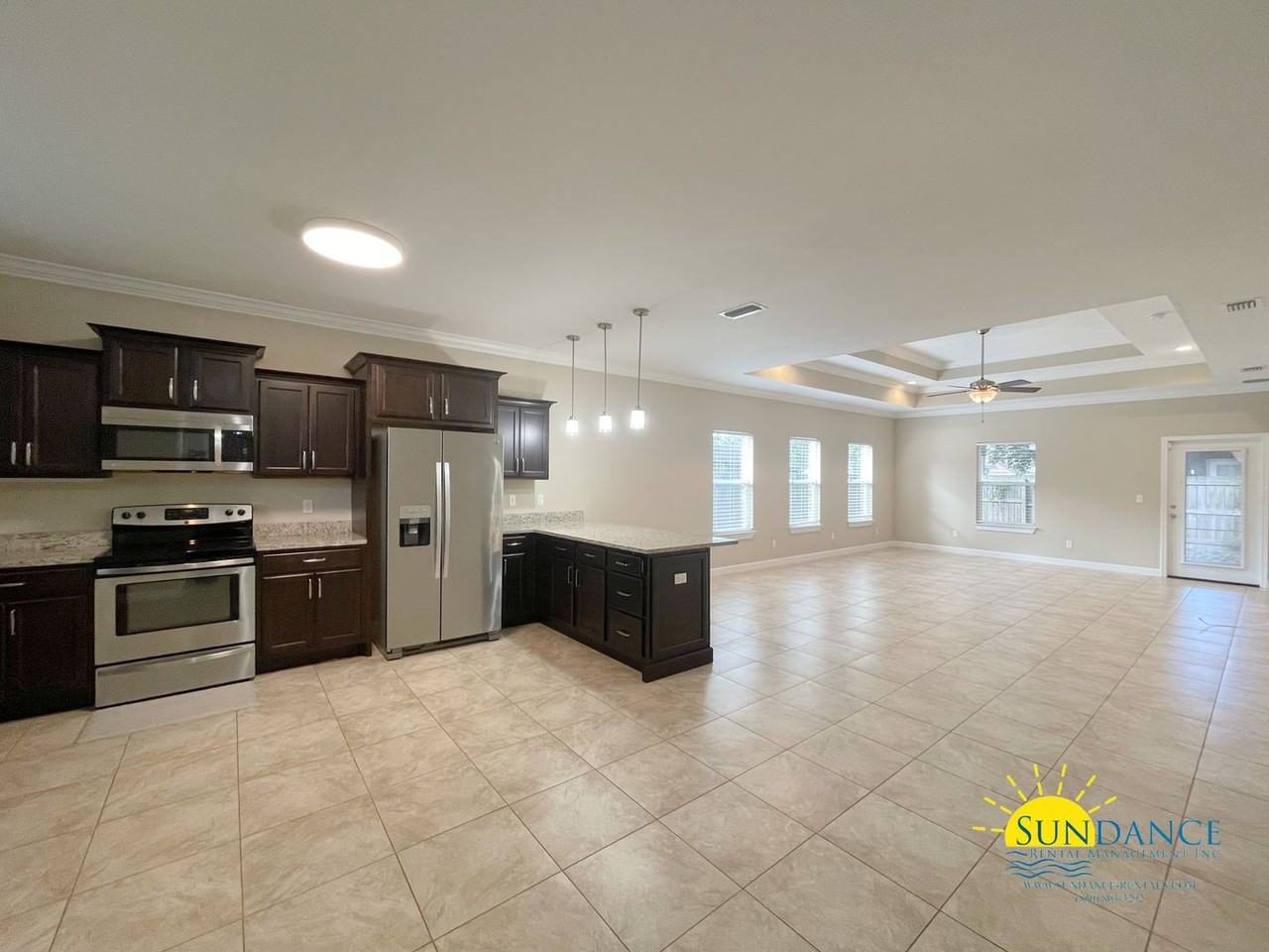 478 Sara Ave - Photo 5 of 22