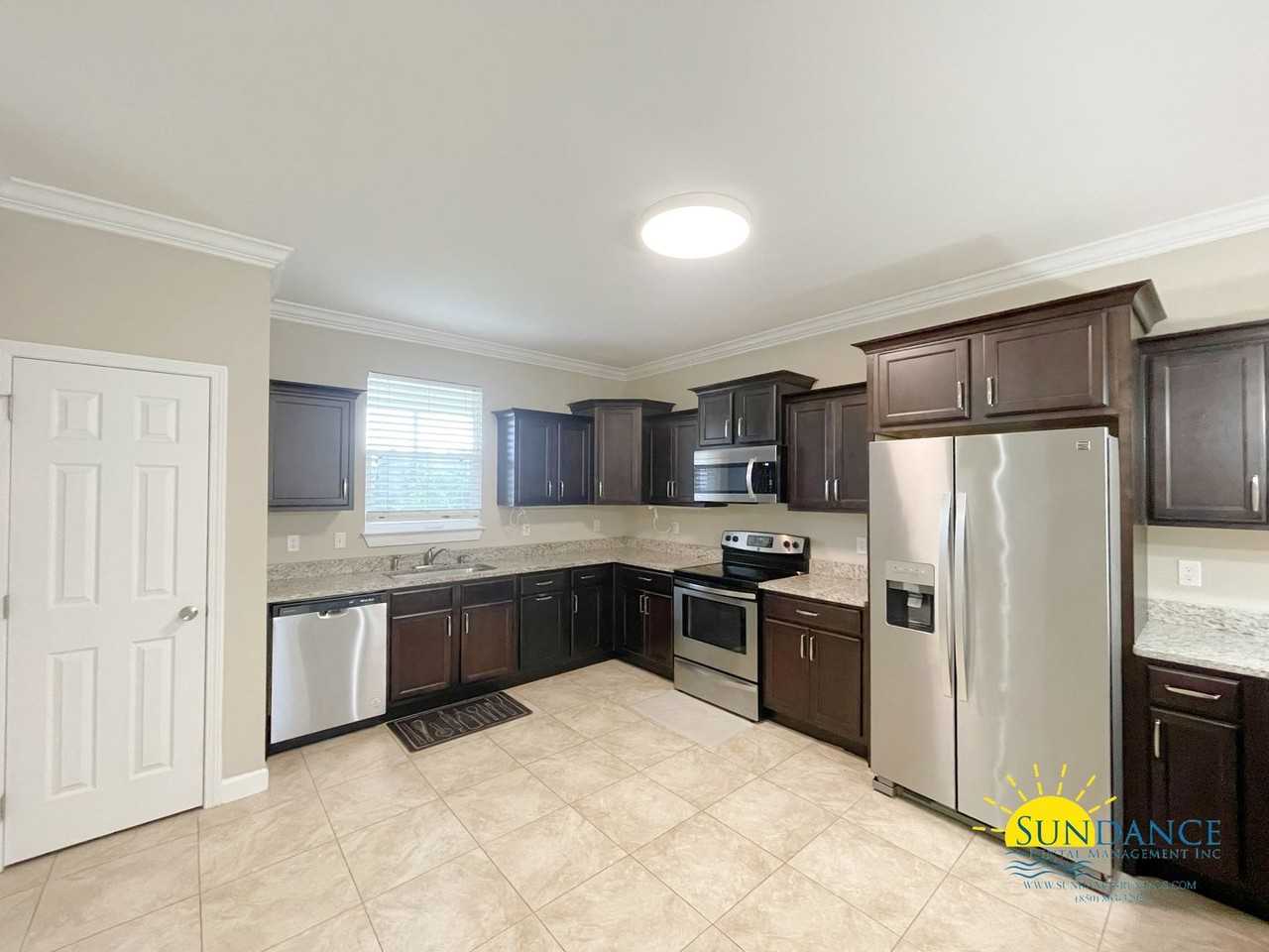 478 Sara Ave - Photo 6 of 22