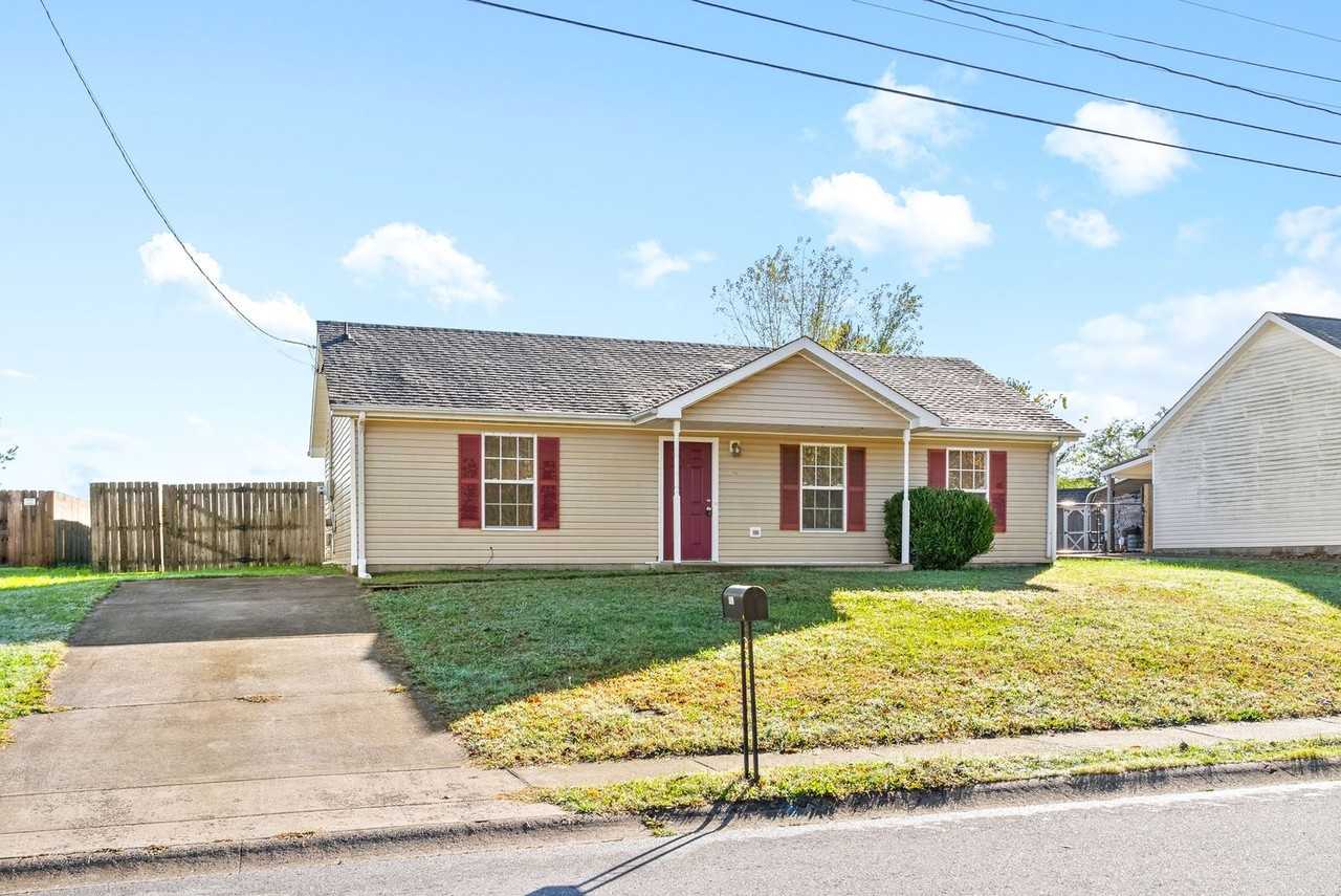 457 Caney Ln - Photo 2 of 25