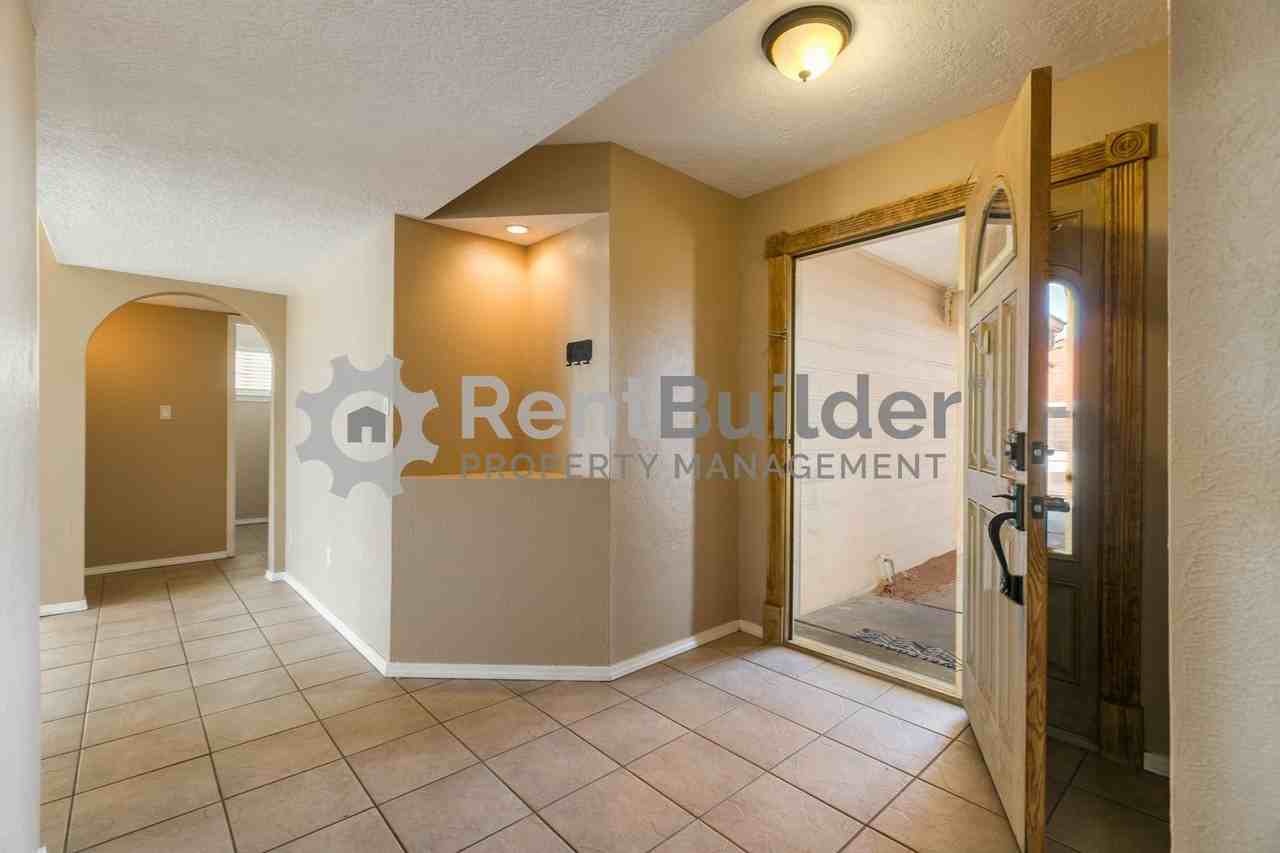 3312 Vista Del Sur St Nw - Photo 3 of 35