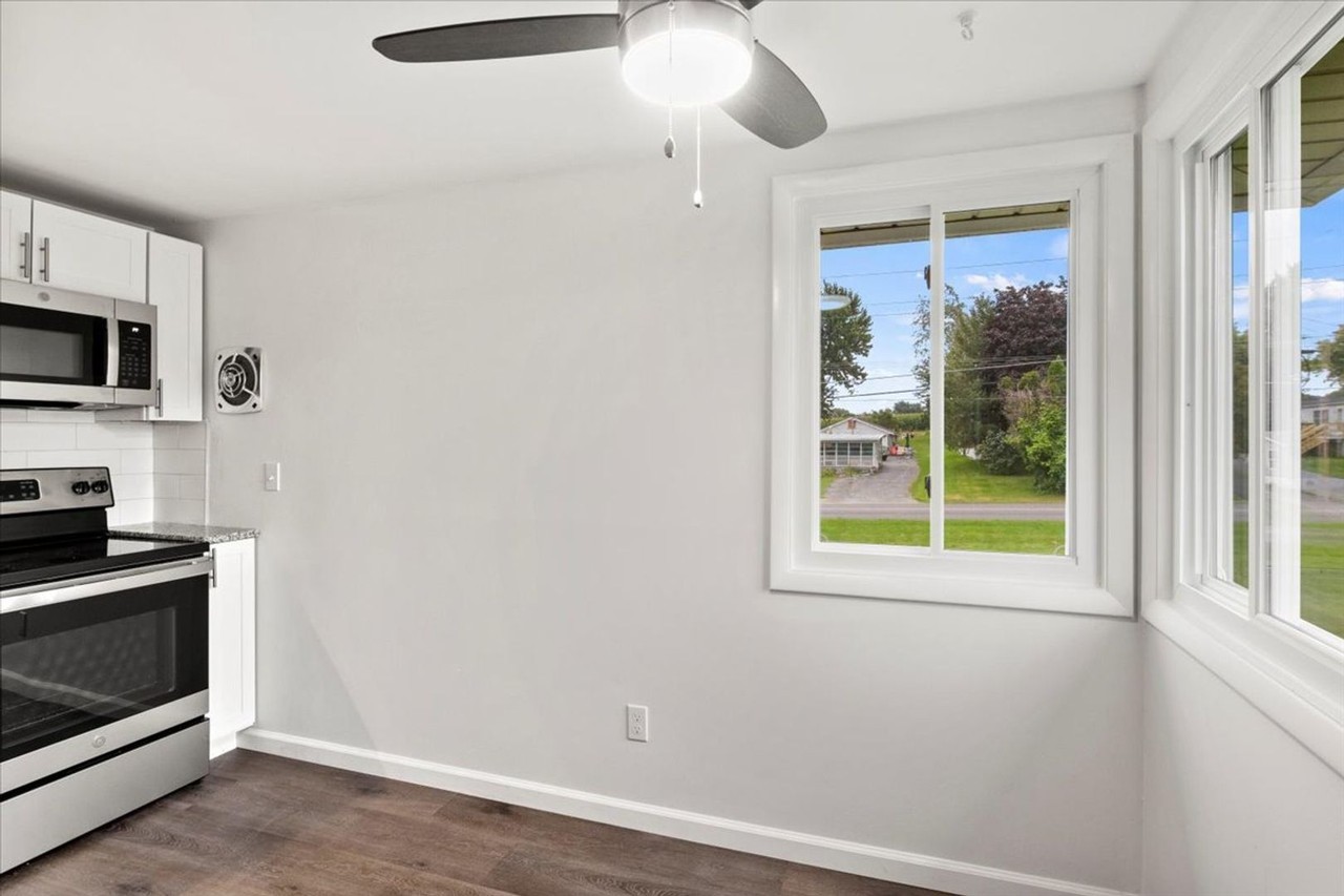 Burke Crest Apartments - Photo 7 of 33