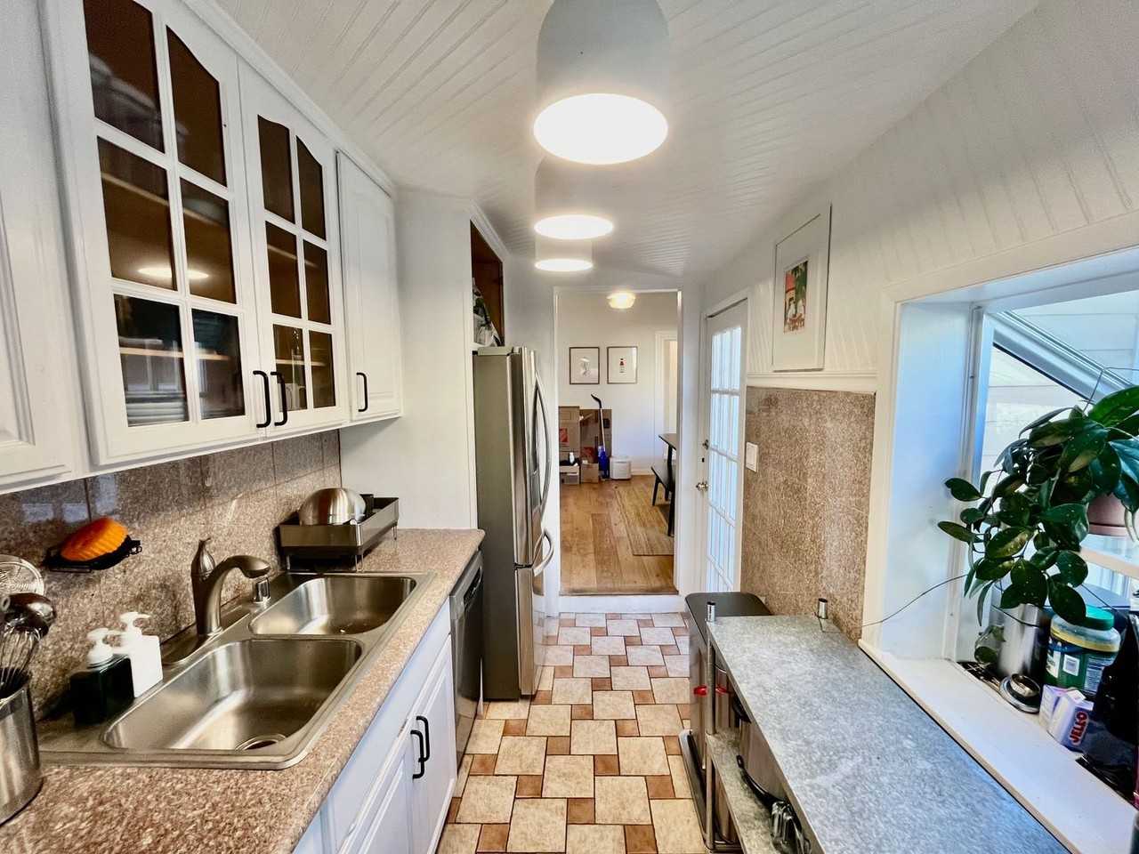 461 Potrero Ave - Photo 3 of 25