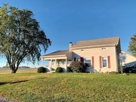 featured image of 7155 Olivesburg Fitchville Rd