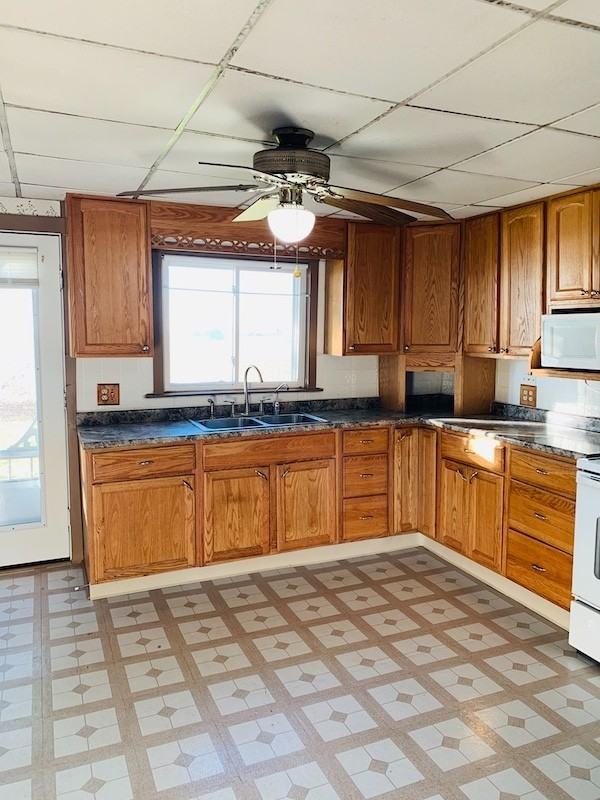 7155 Olivesburg Fitchville Rd - Photo 2 of 17