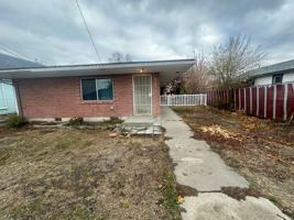 featured image of 2051 Eberlein Ave