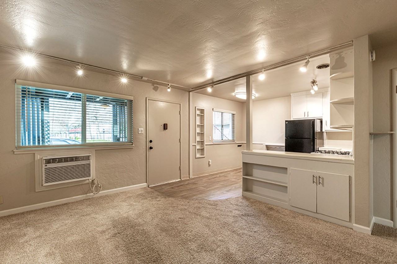 MORRIS APARTMENTS, LLC - Photo 4 of 25