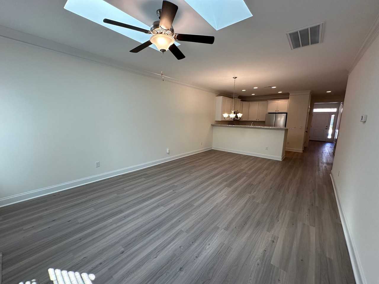 215 St Michael Dr - Photo 6 of 26