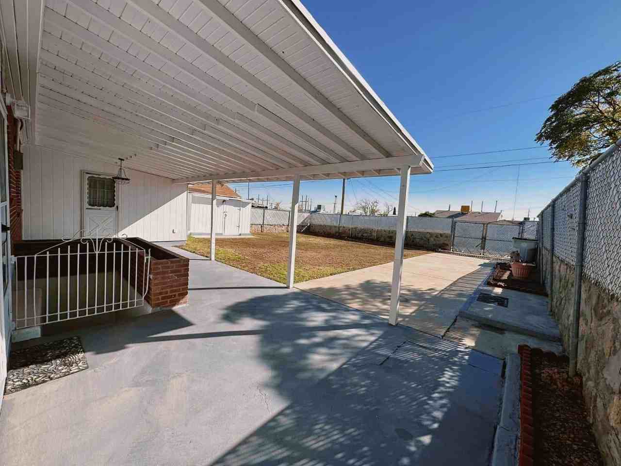 4016 Hamilton Ave - Photo 3 of 45