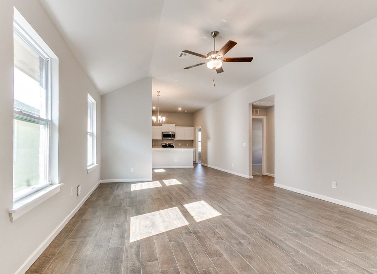 9207 Sw 47th St - Photo 2 of 11