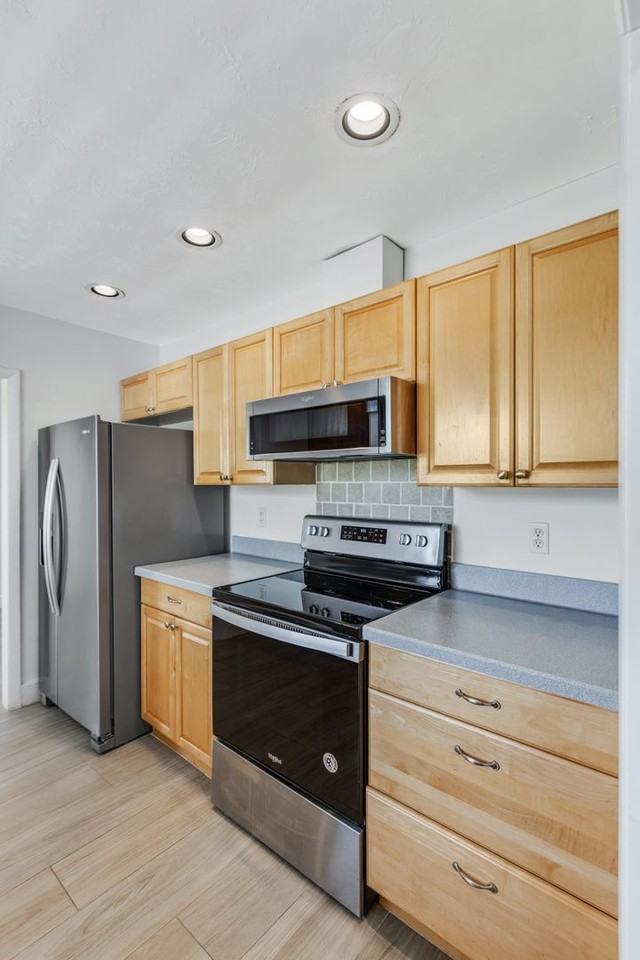 42 Willoughby Dr - Photo 7 of 43