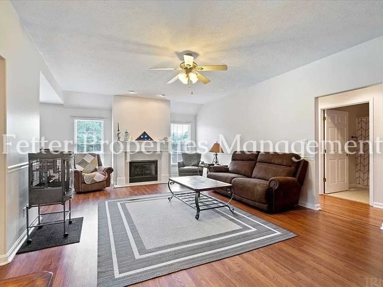 5811 Porterfield Dr - Photo 3 of 5