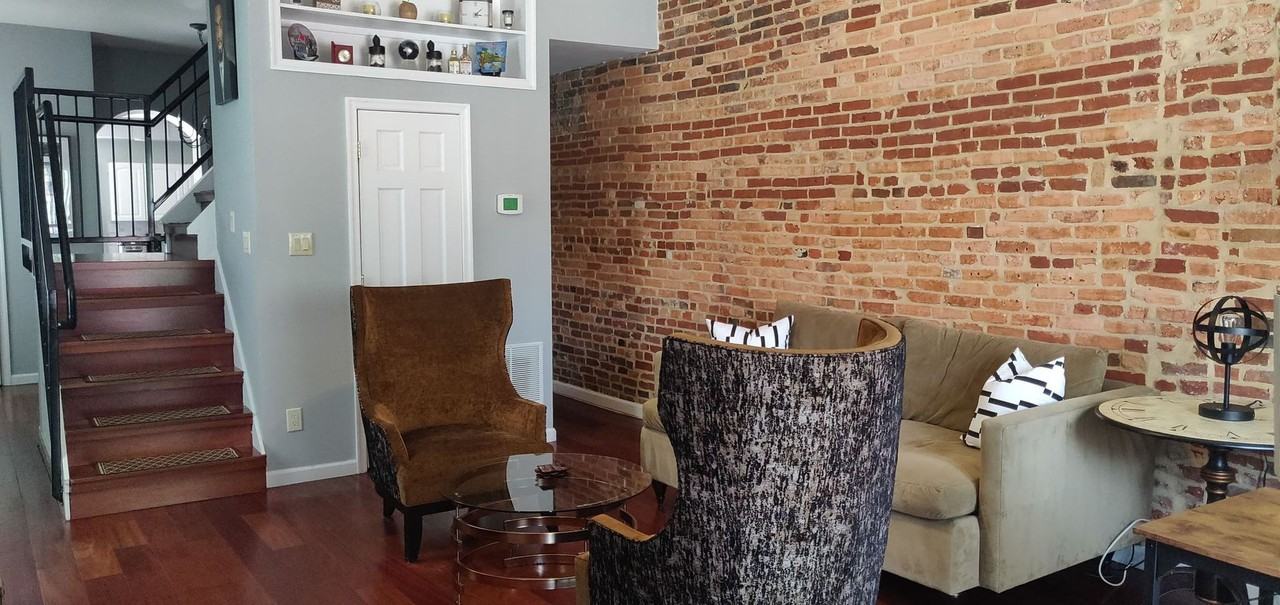 1474 Woodall St - Photo 2 of 39