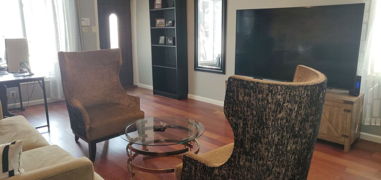 1474 Woodall St - Photo 4 of 39