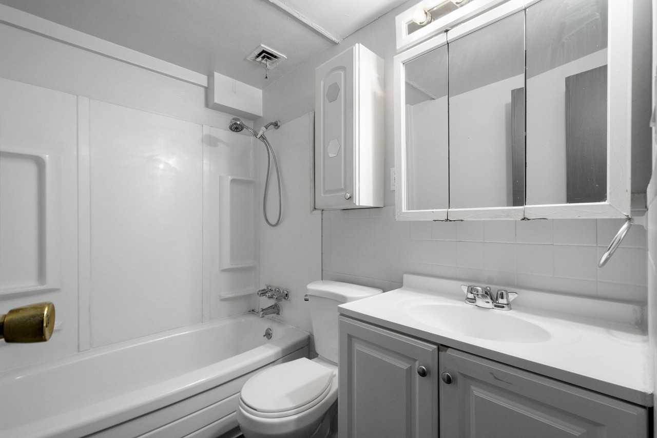 Penn Towers Apartments - Photo 3 of 35