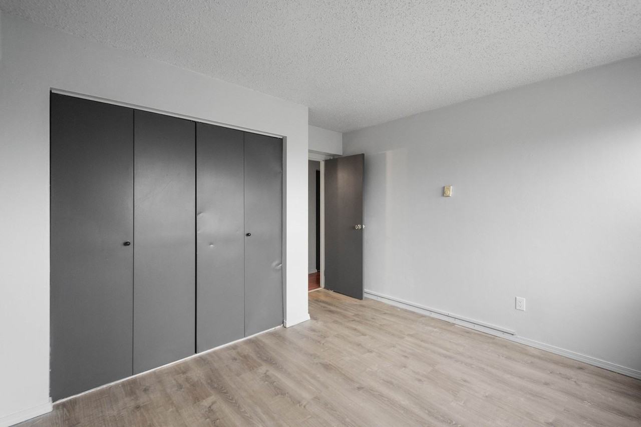 Penn Towers Apartments - Photo 4 of 35