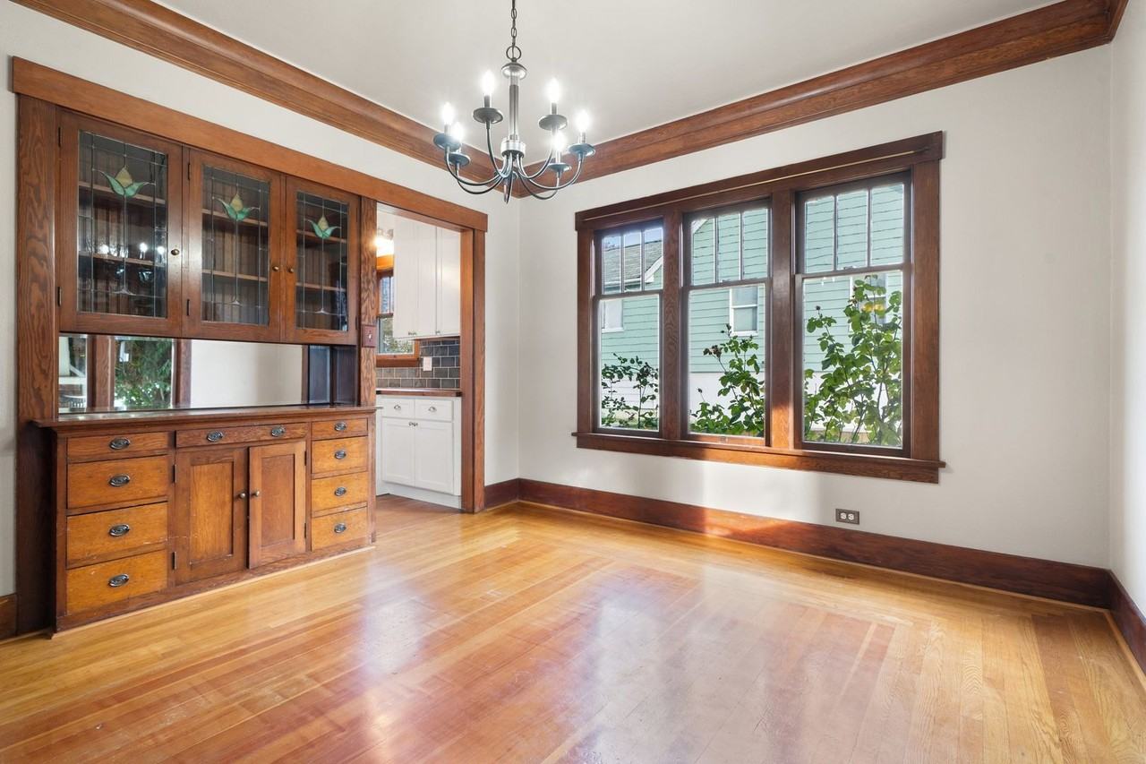 1936 Burwell Street - Photo 6 of 50