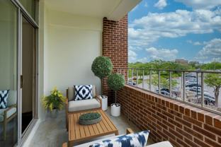 14 Lockwood Dr Apt 1d - Photo 1 of 1