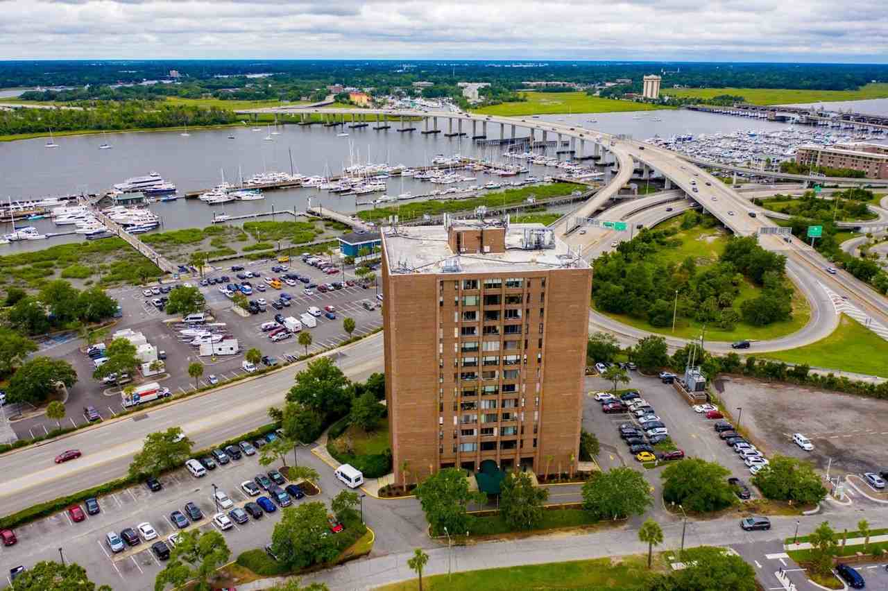 14 Lockwood Dr Apt 1d