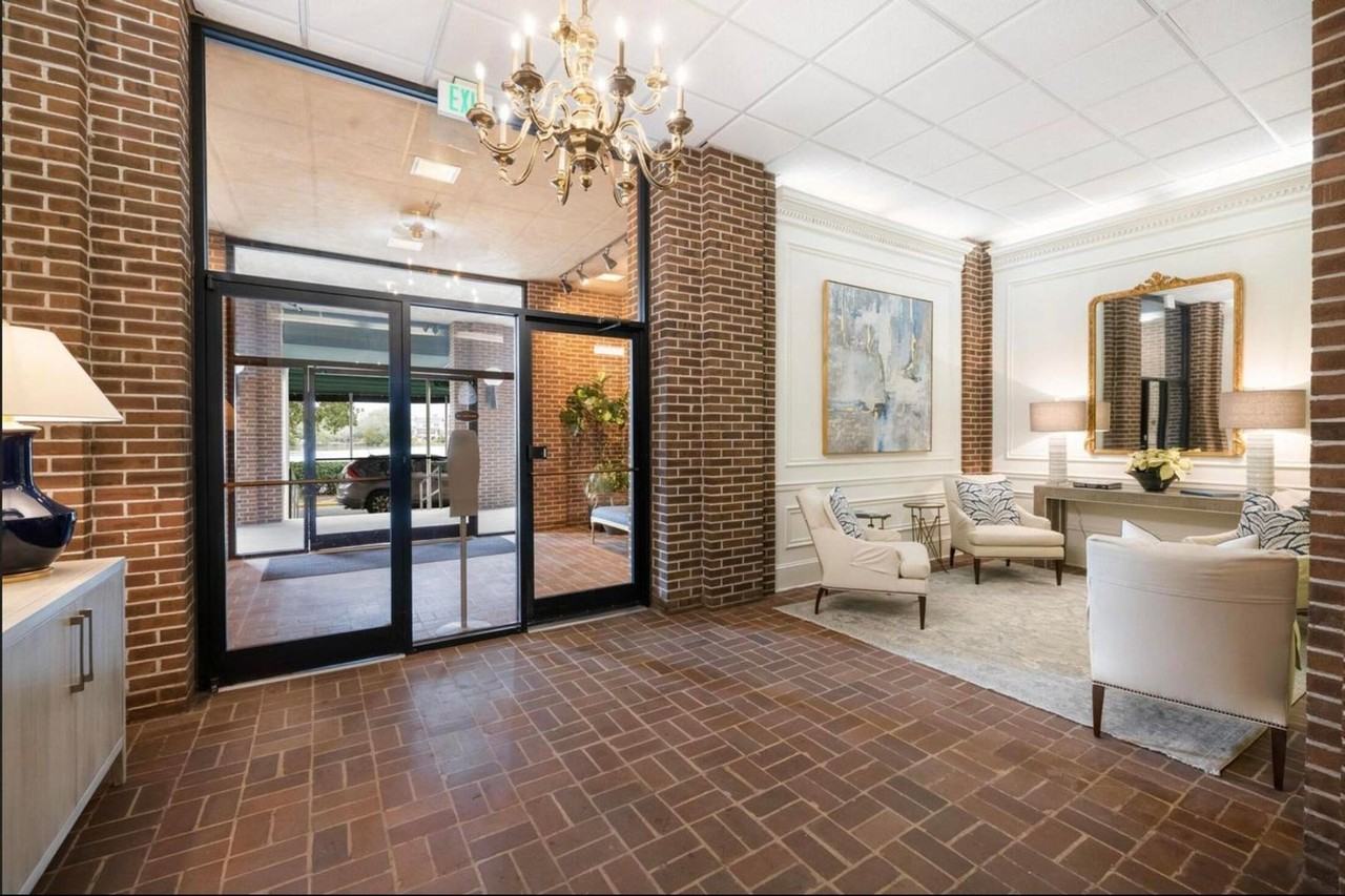 14 Lockwood Dr Apt 1d - Photo 4 of 11