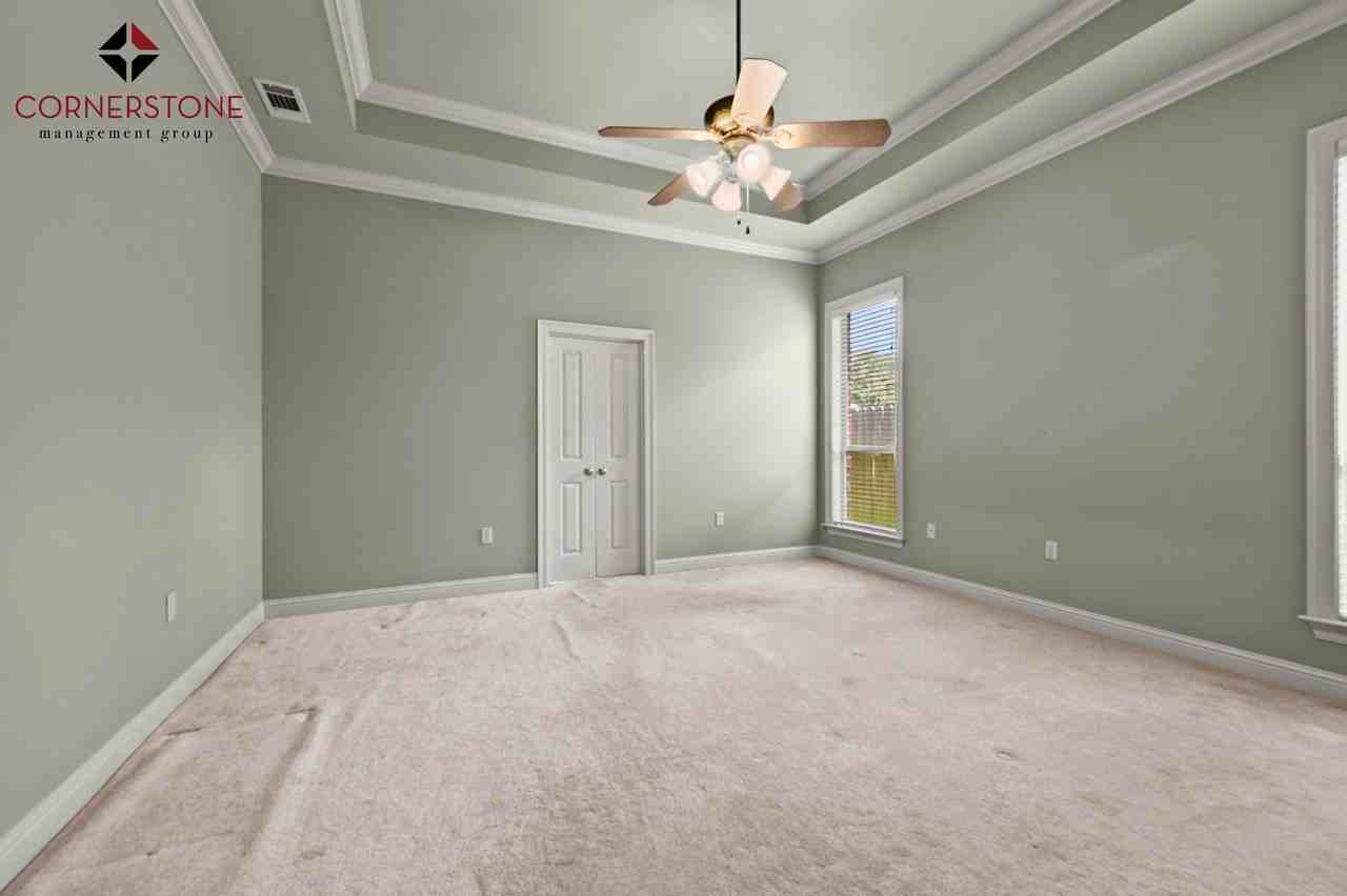 8564 Grand View Dr - Photo 5 of 18