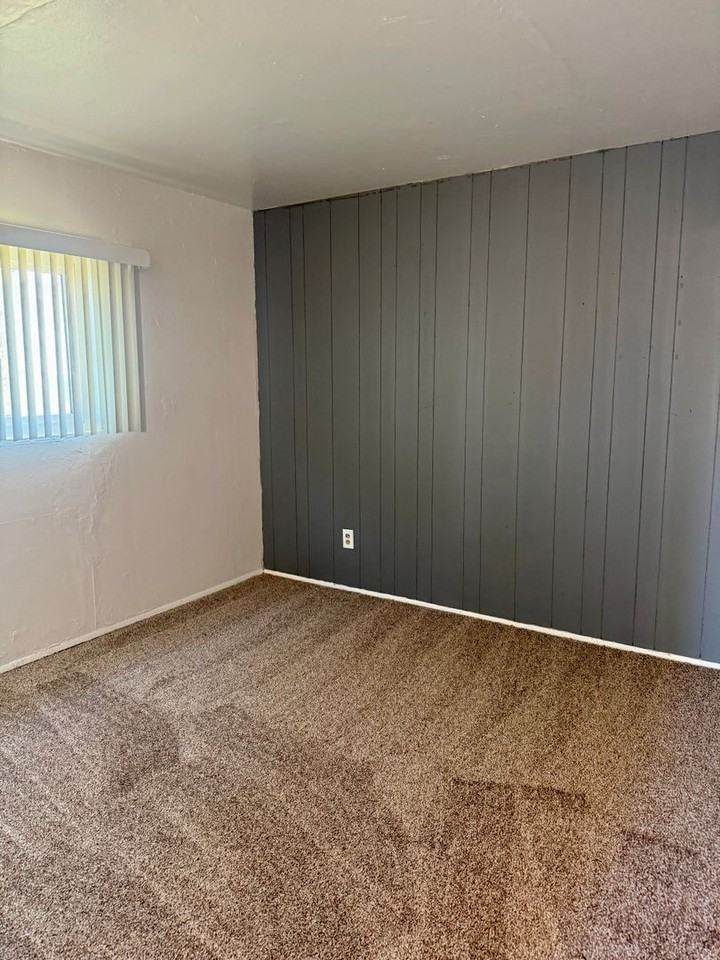 705 East Ave - Photo 7 of 14