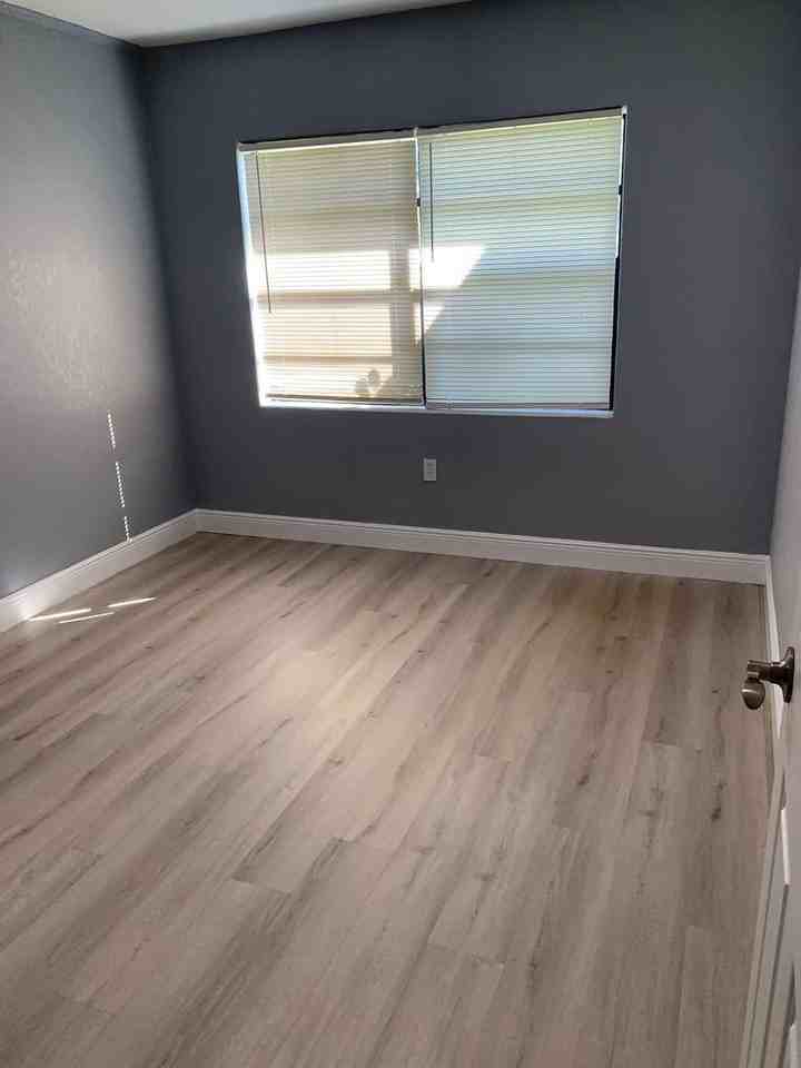 5668 Chipola Circle - Photo 4 of 13