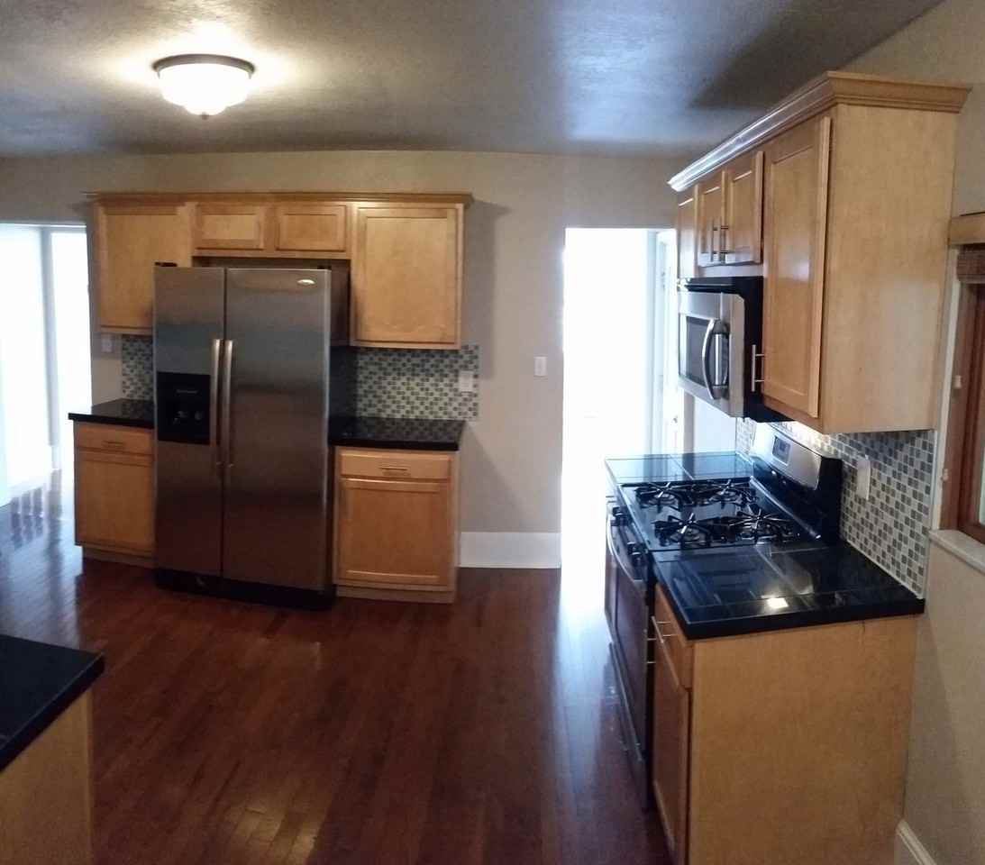 36 Magdalene St - Photo 2 of 20