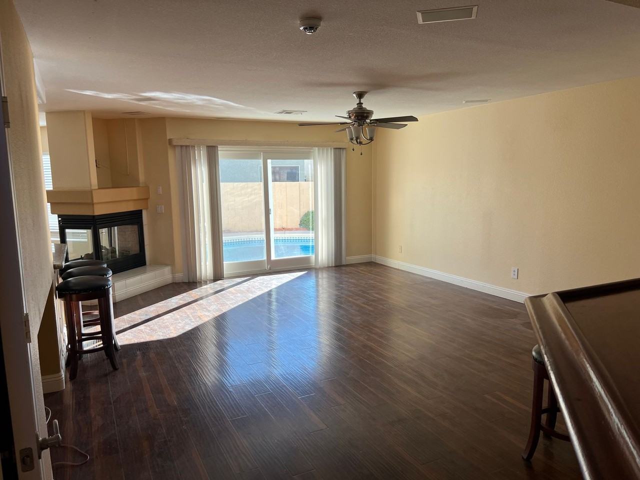 9121 Terrace Ridge Ct - Photo 7 of 37