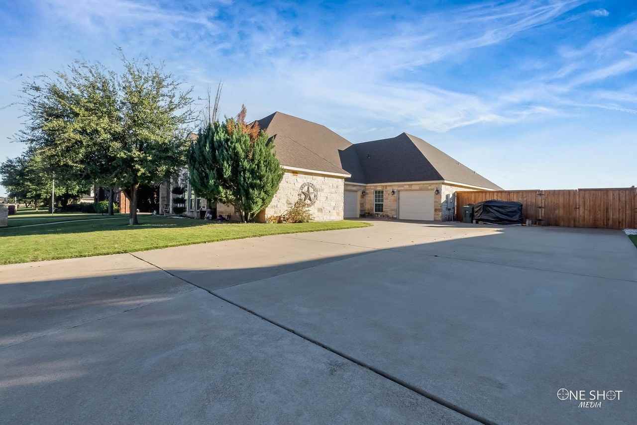 4517 Sierra Sunset - Photo 3 of 42