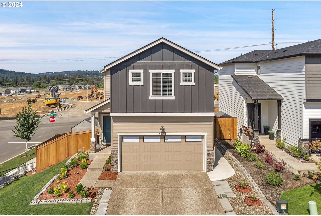 3781 Sw Sandlewood Ln - Photo 2 of 40