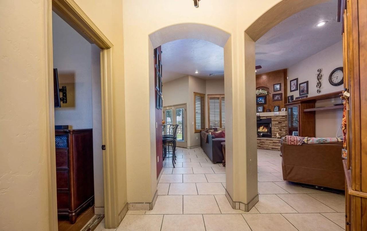 3903 Monte Lindo Ct - Photo 3 of 12