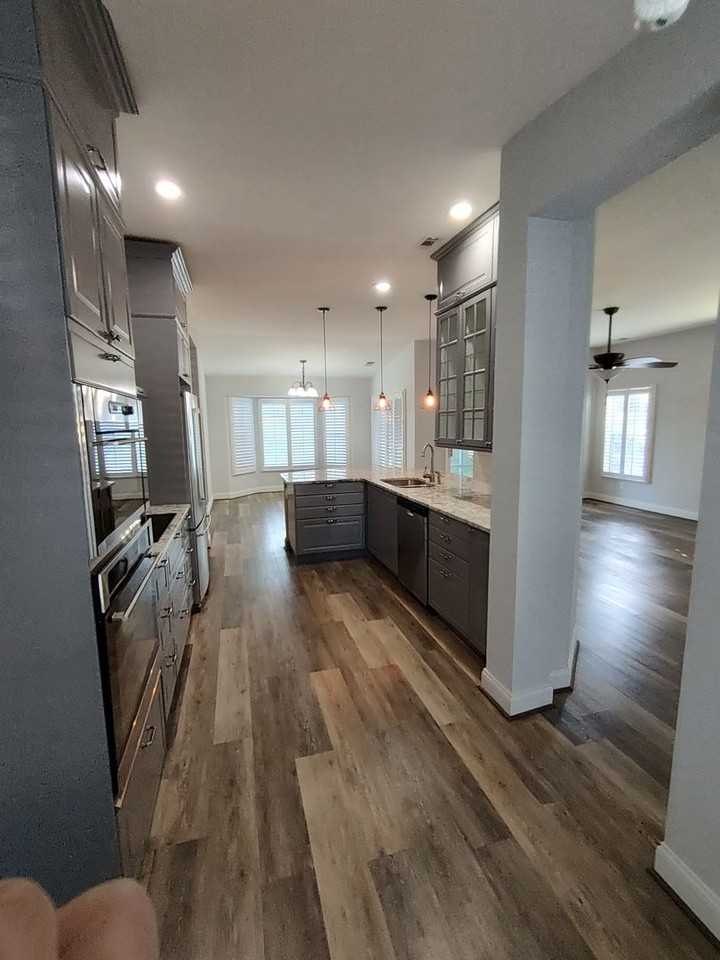 53 Zubler St - Photo 4 of 19