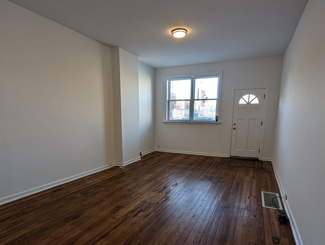 2437 Sepviva St - Photo 2 of 23