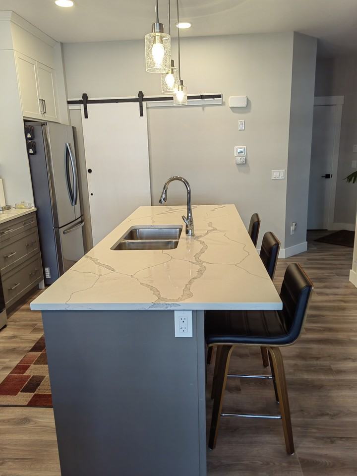 360 Creekrun Crescent SW - Photo 3 of 14