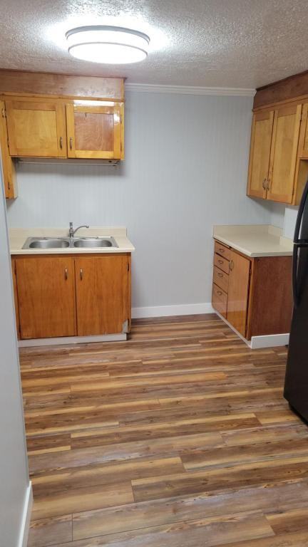 216 E 100 S - Photo 5 of 14