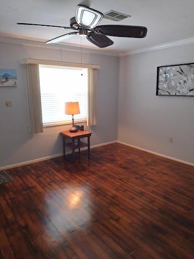 4932 Ilener St - Photo 4 of 32