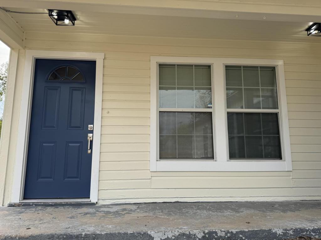 722 Carrie Ave - Photo 2 of 6